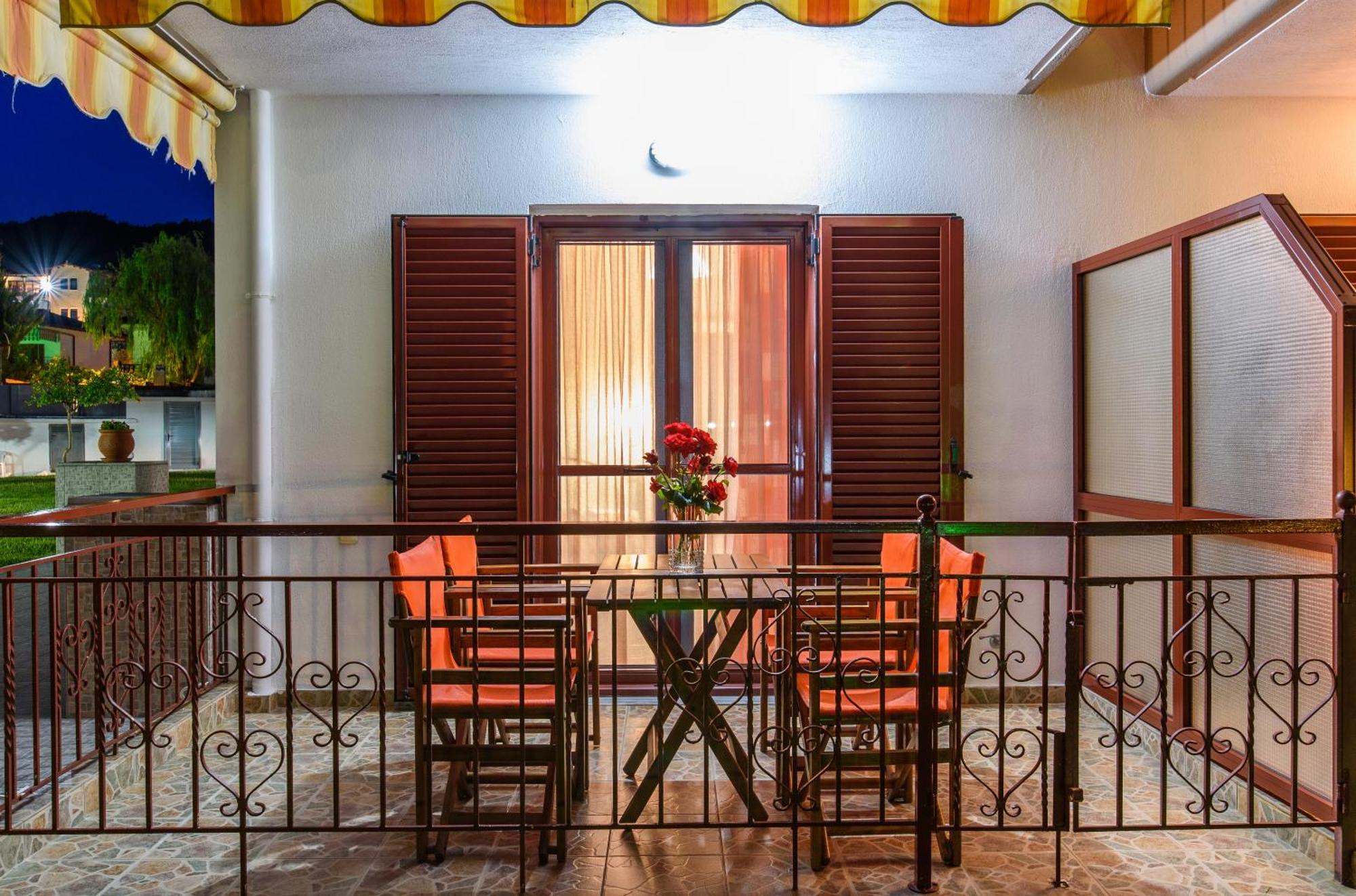 Anna Apartment